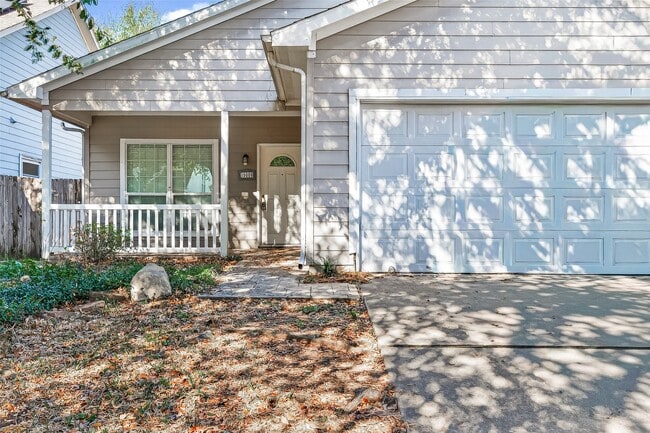 Photo - 10006 Sweet Nectar Ln