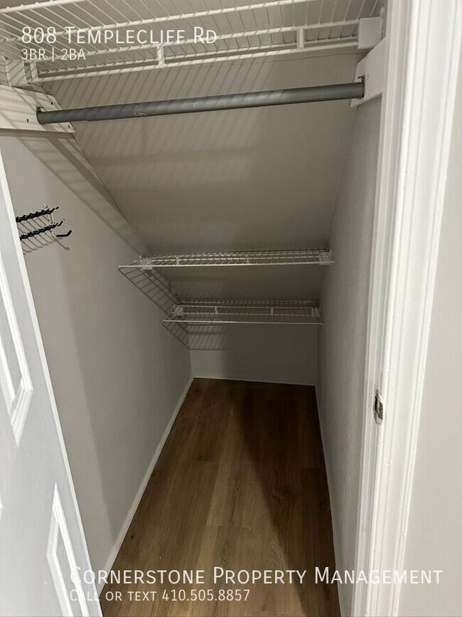 Photo - 808 Templecliff Rd