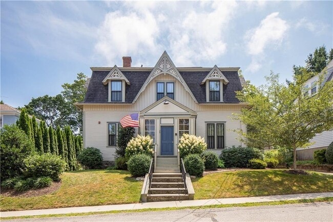 Building Photo - 29 Champlin St Unit R1