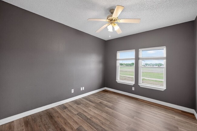 Photo - 12166 Metric Blvd