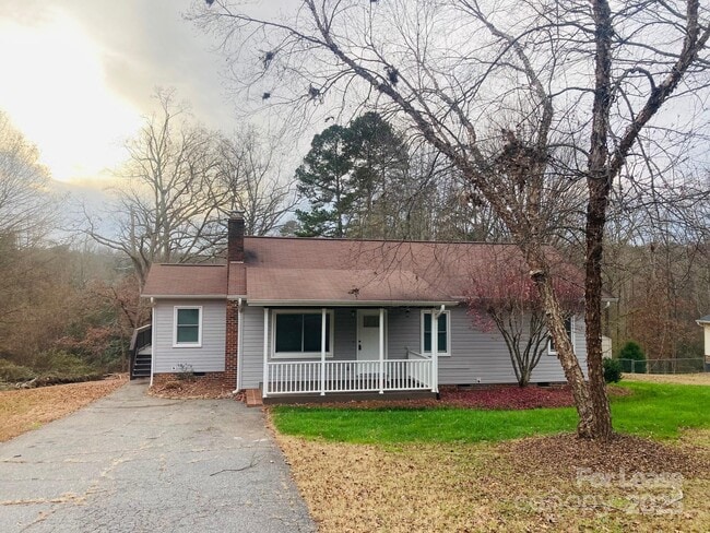 Photo - 2177 Lynmore Dr