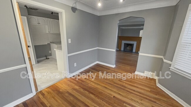 Photo - 3625 Chatsworth St