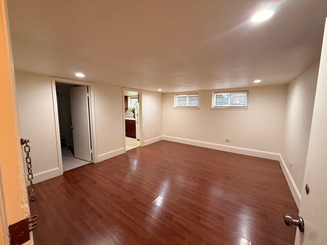 8738 N Elmore St Unit G