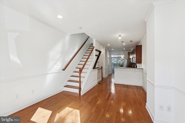 Photo - 1913 Titan St