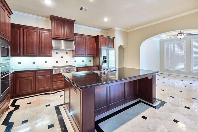 Photo - 14430 Daly Dr