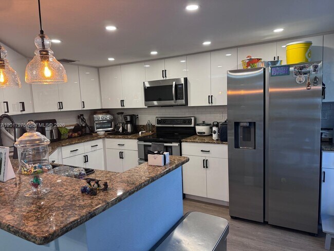 Photo - 8851 NW 110 Pl