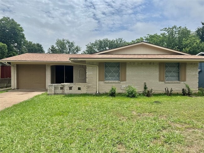 Building Photo - 3630 Palm Dr Rental