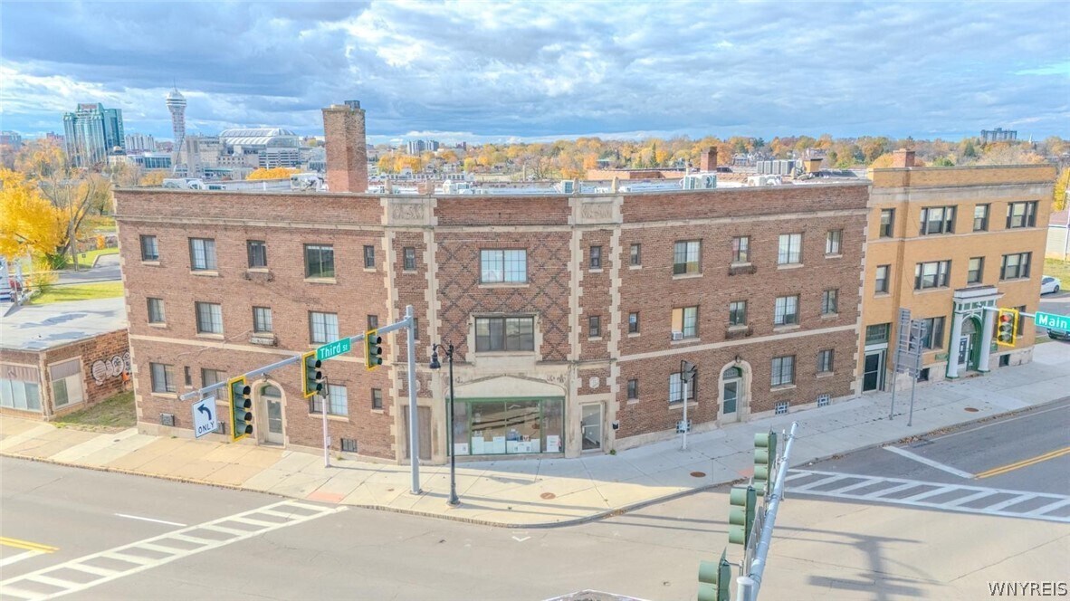 Photo - 530 Main St