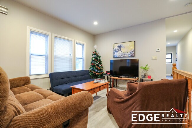 Photo - 117 Glenville Ave Unit 1