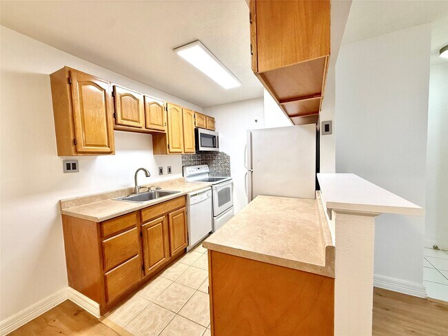 Photo - 2750 Holly Hall St Unit 504