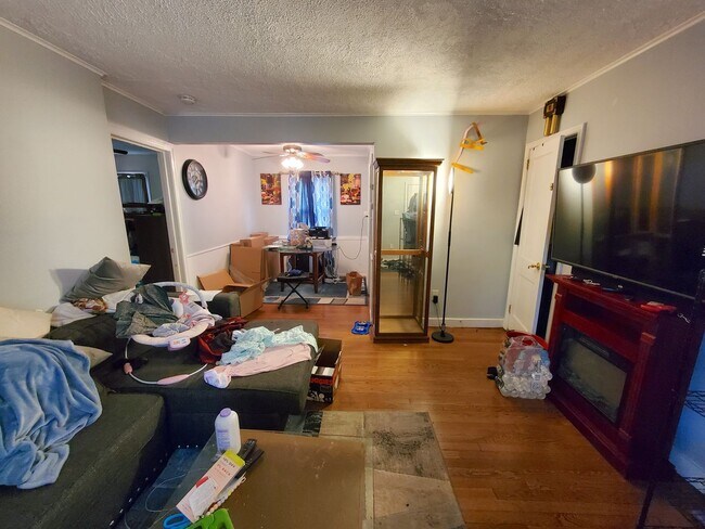 326 Lower Alden Dr