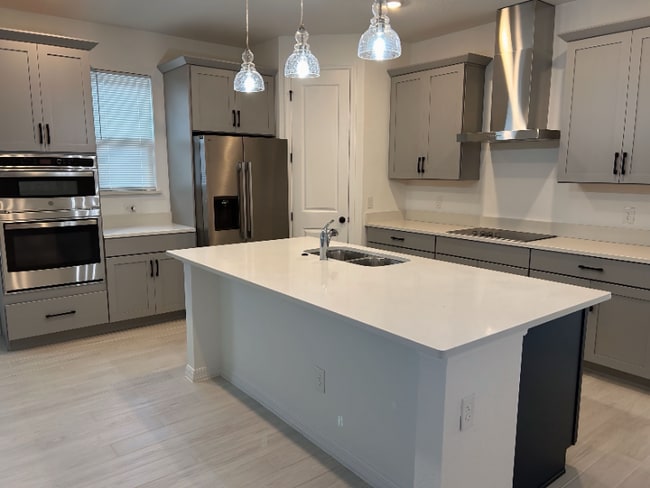 Photo - 6640 Wake St