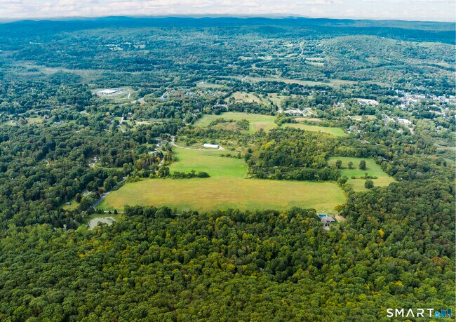 Photo - 121 Quaker Hill Rd