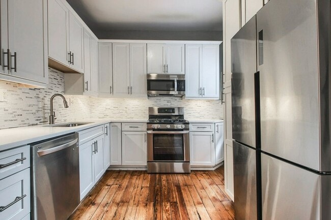 Photo - Dennison Ave 892-894 MLR Unit 892