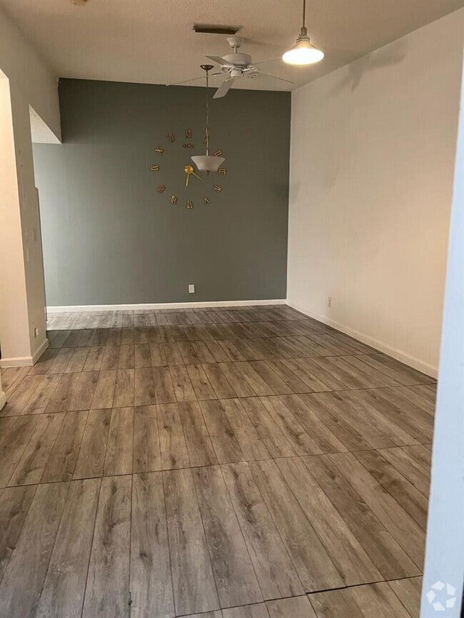 Building Photo - 5070 Sanctuary Way Rental