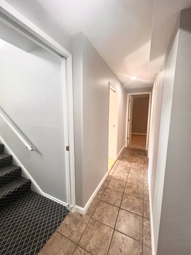 Photo - 5003 240th Pl SW