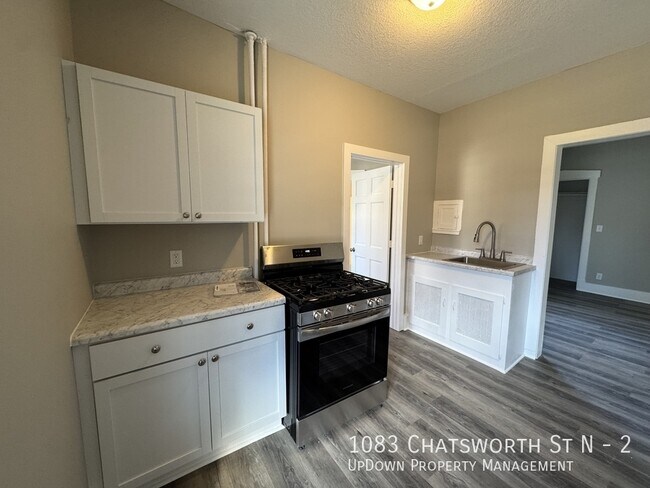 Photo - 1083 Chatsworth St N Unit 2