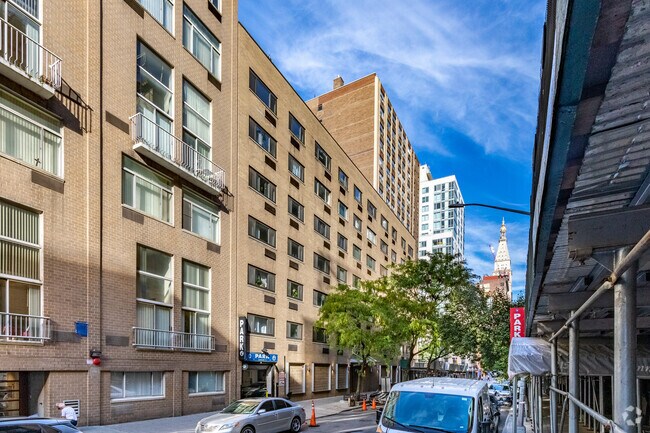 Photo - Gramercy Court