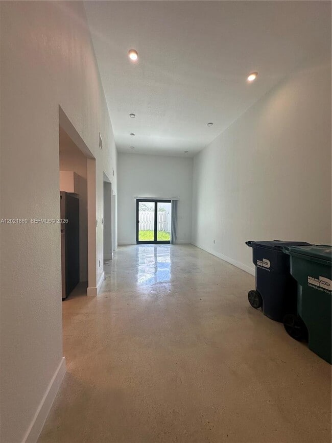 23935 SW 110th Ct