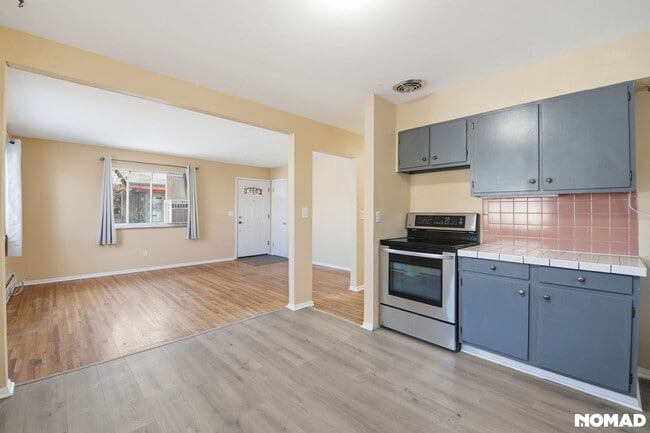 Photo - 1182 W Ida Ave