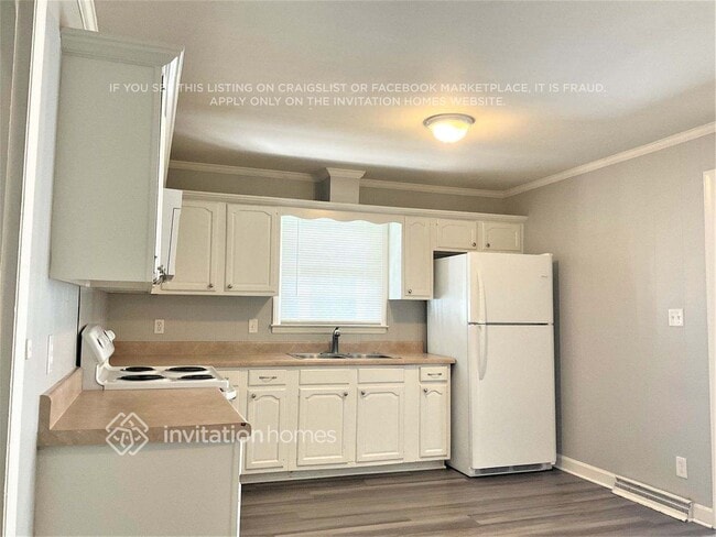 Photo - 3700 Whitfield Rd