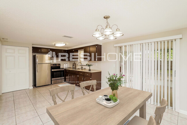 Photo - 6349 Ridge Crest Dr