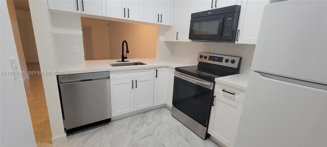 Photo - 10357 NW 8th St Unit 105