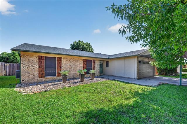 Photo - 6516 Meadowview Ln