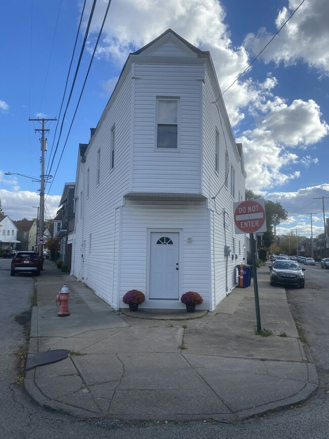 Photo - 1884 E 120th St Townhome