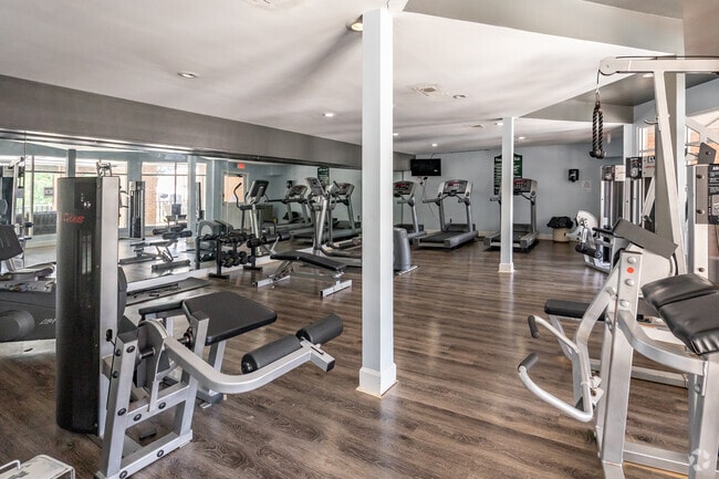 Gimnasio - Grove at River Place