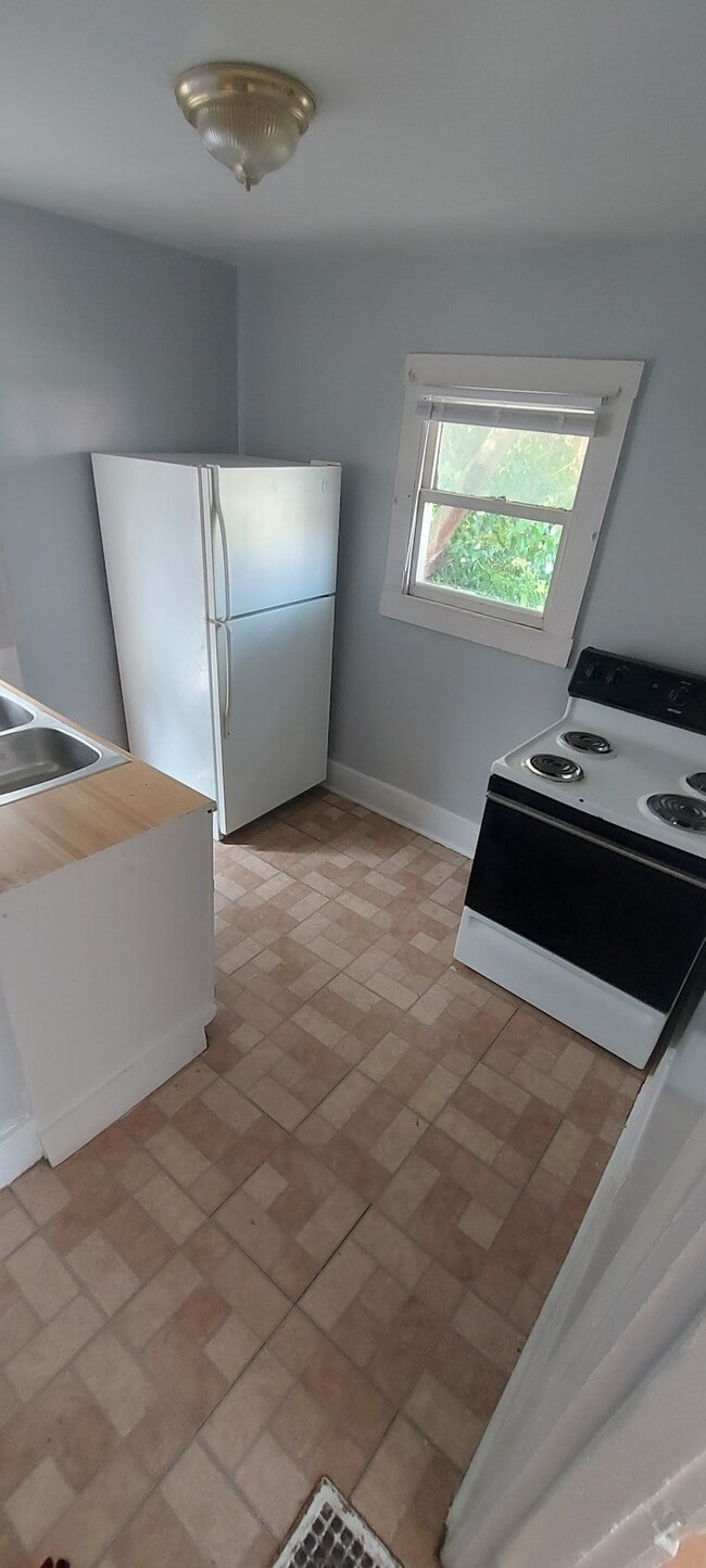Photo - 436 Wood St Unit 436-3