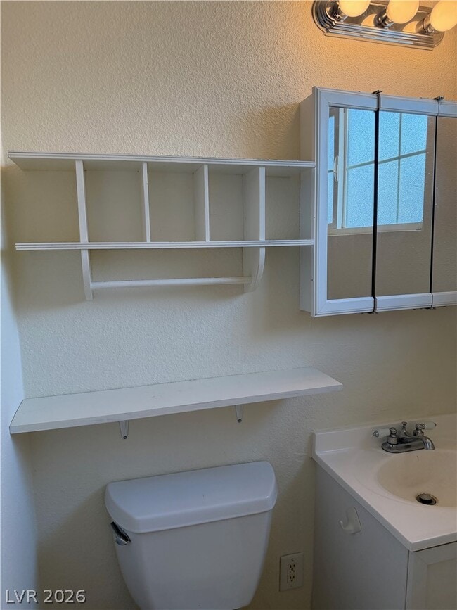 Photo - 640 6th St Unit b