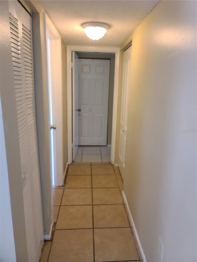 Photo - 1916 Honour Rd