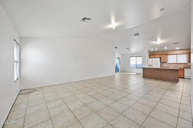 15110 N 140th Ave