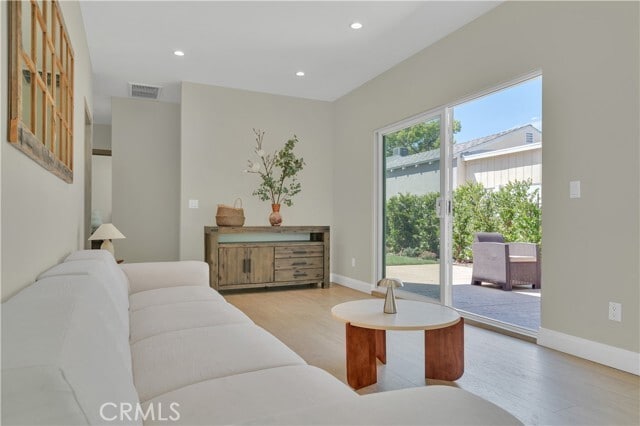 Photo - 1332 N Lincoln St