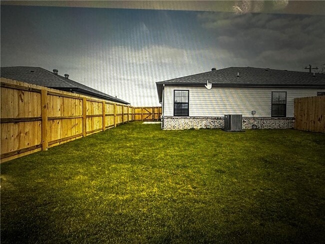 Photo - 6501 NW Vandergriff St