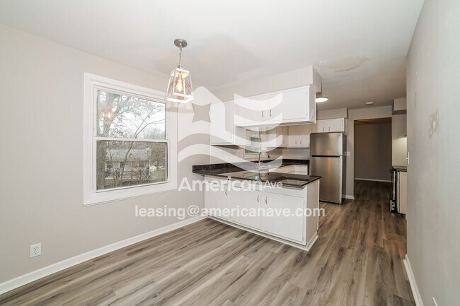 Photo - 6619 N Greenmont Rd