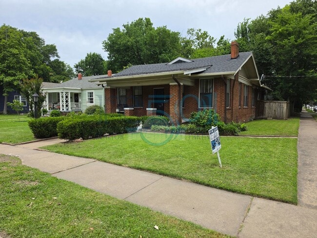 Photo - Charming 3BR Home in the Heart of Historic Argenta