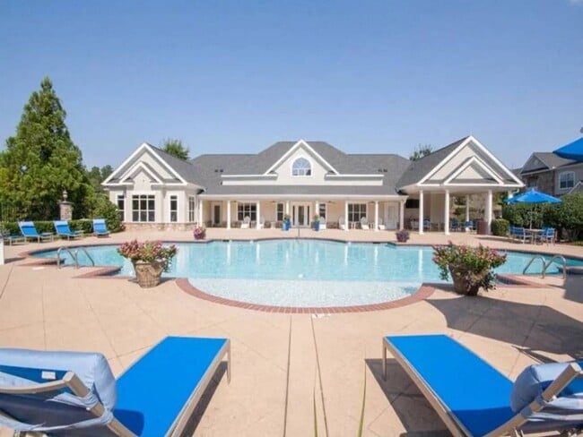 Building Photo - Elevate Eagles Landing