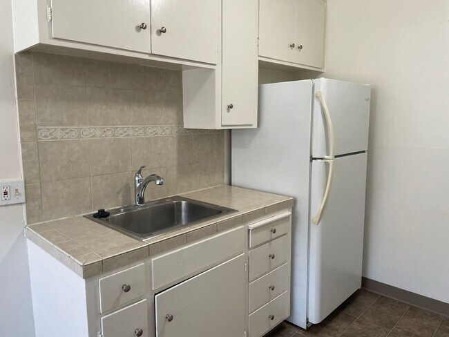 Photo - 1BR/1BA Tri-plex unit in West San Jose Unit 1