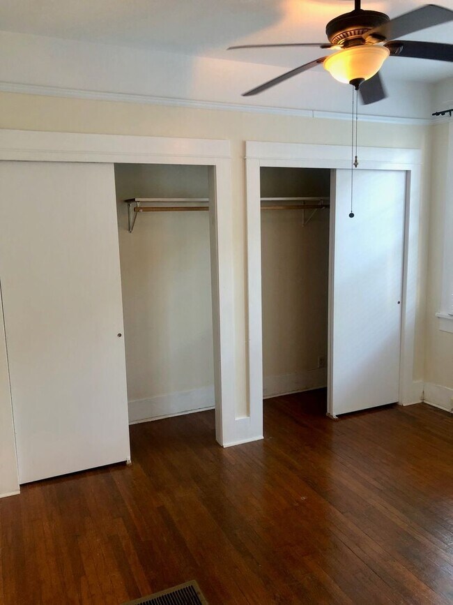 Photo - 2823 Broadway St Unit 2823