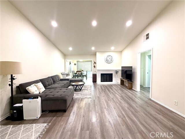 2219 Dublin Ln