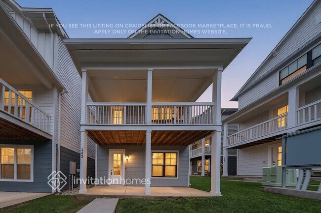 Photo - 242 Founders Ln
