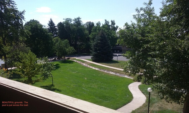 Building Photo - 3150 Iris Ave Unit #208