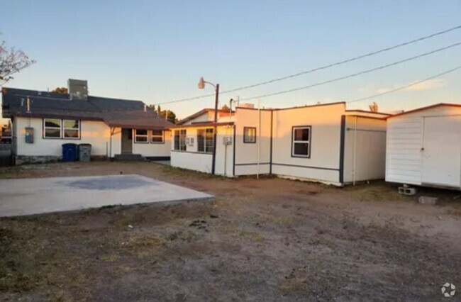 Building Photo - 1 BEDROOM 1 BATHROOM HOME IN CENTRAL EL PASO