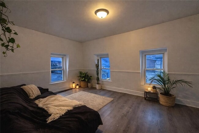 Photo - 212-212 N Main St Unit 3