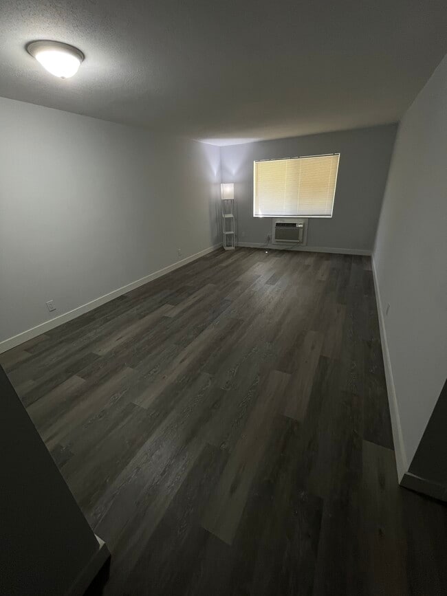 Photo - 1350 E Sample Rd Unit 110