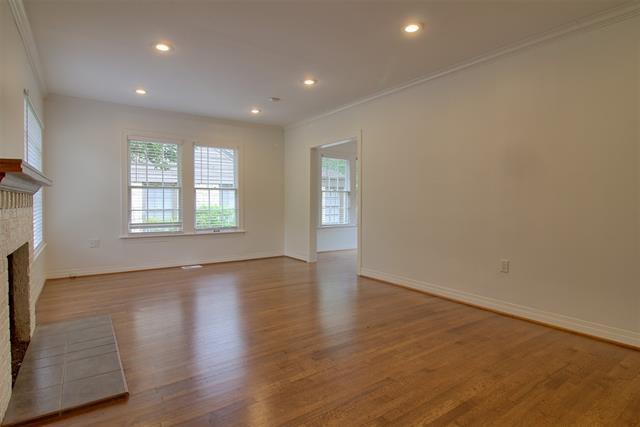 Photo - 7010 Vivian Ave