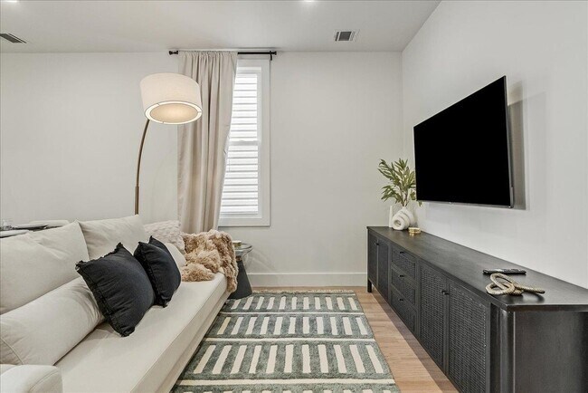 Photo - 97-99 Zabriskie St Unit 3R