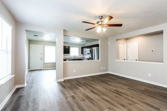 Photo - 15510 Miller House Ln